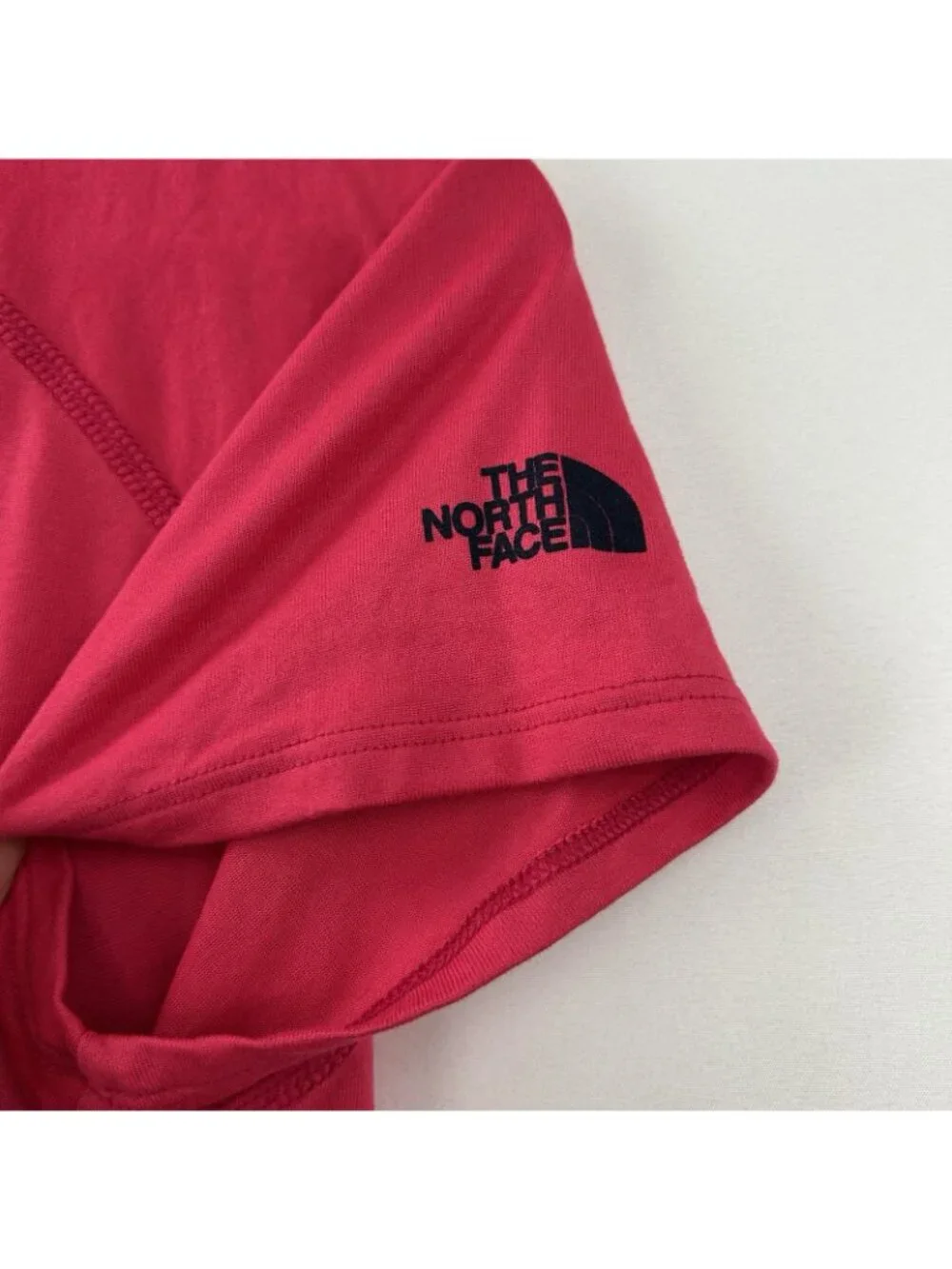 The North Face Women’s L Pink Abstract Logo Crew Neck Short Sleeve T-Shirt NWT - Picture 10 of 11